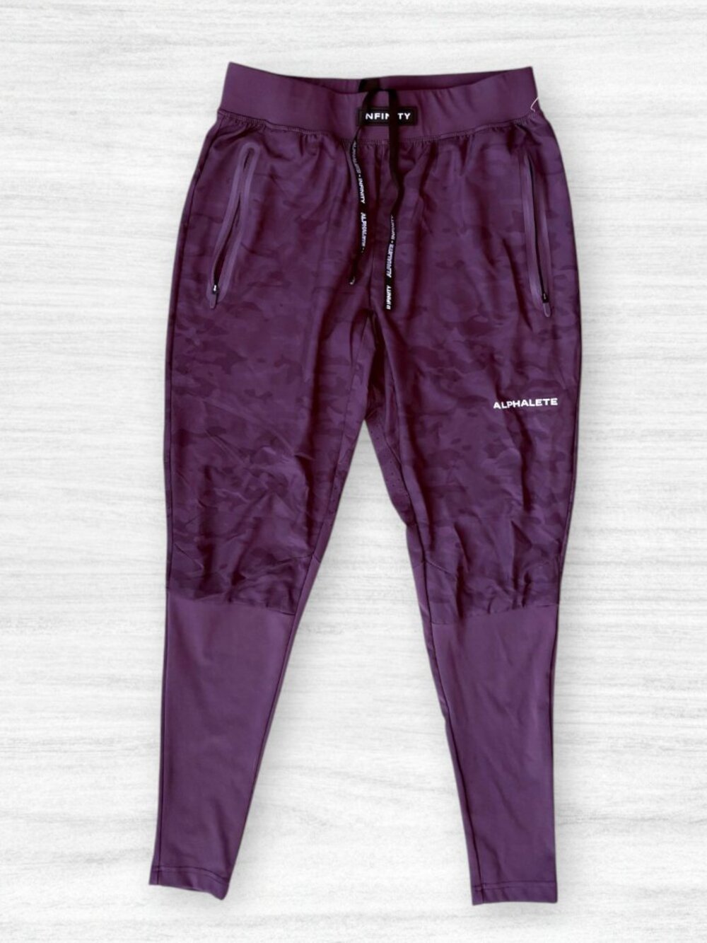 Alphalete Infinity Tech Pants Athletic Terrain Purple Camo Tapered Joggers M